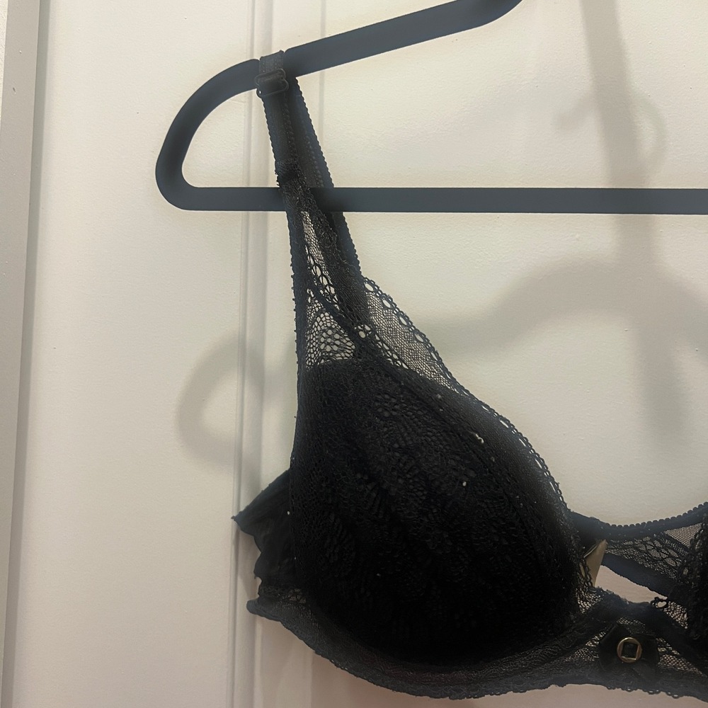 Chantelle Black Floral‎ Lace Underwire Bra Mesh Straps Center Bow Detail Womens - Picture 5 of 7
